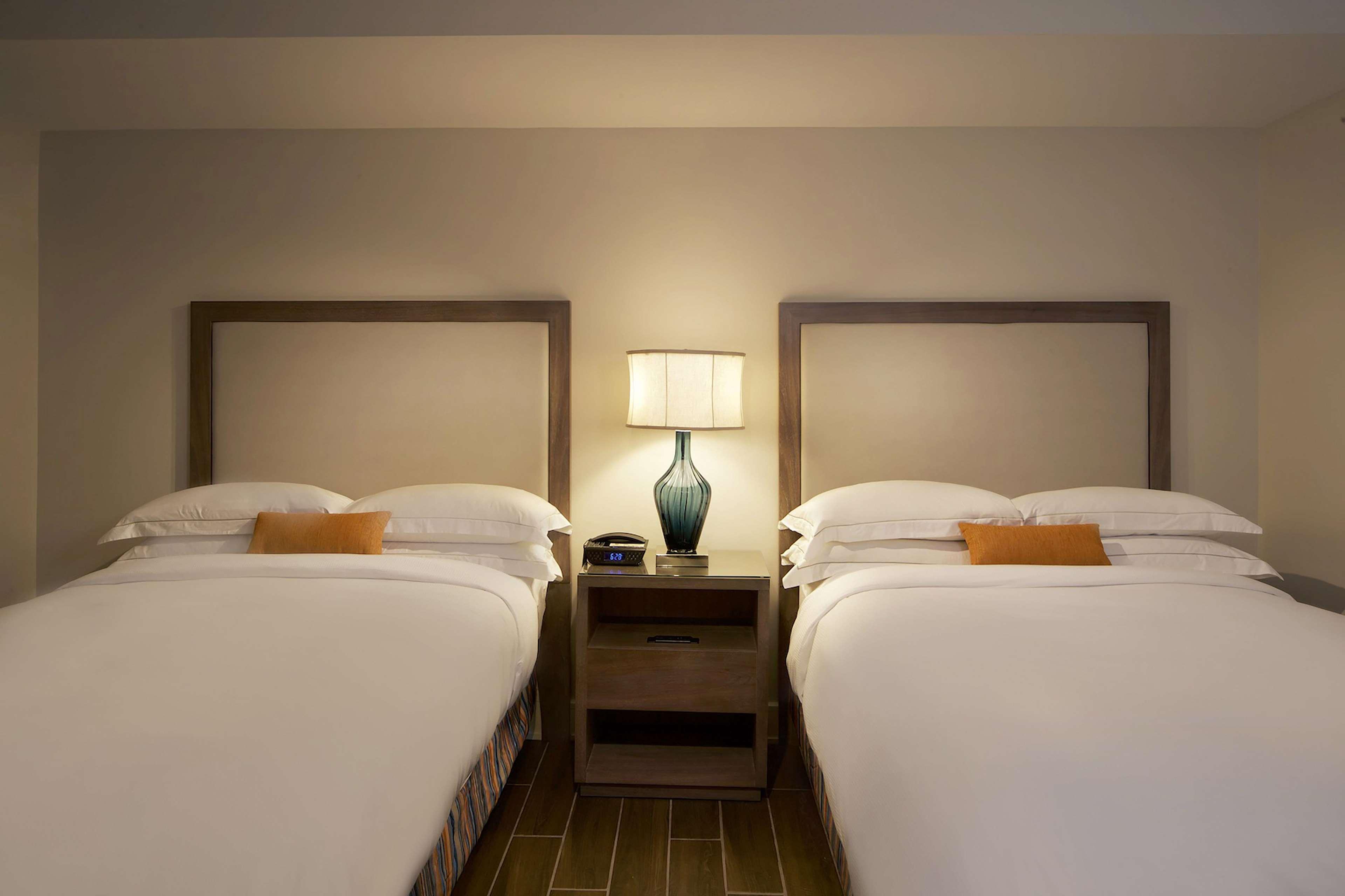 Hilton Grand Vacations Club Ocean Oak Resort Hilton Head Хилтън Хед Айлънд Екстериор снимка