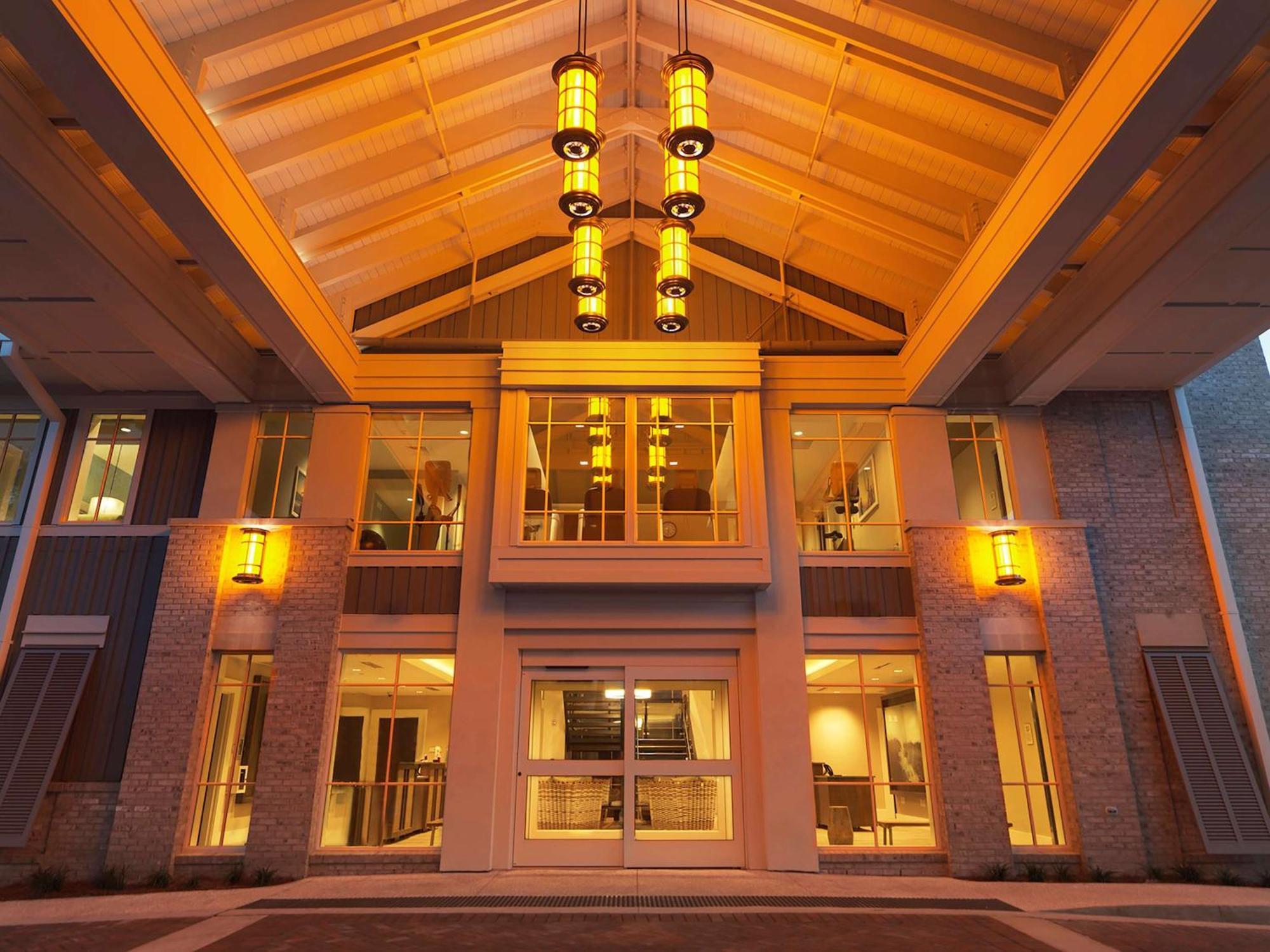 Hilton Grand Vacations Club Ocean Oak Resort Hilton Head Хилтън Хед Айлънд Екстериор снимка