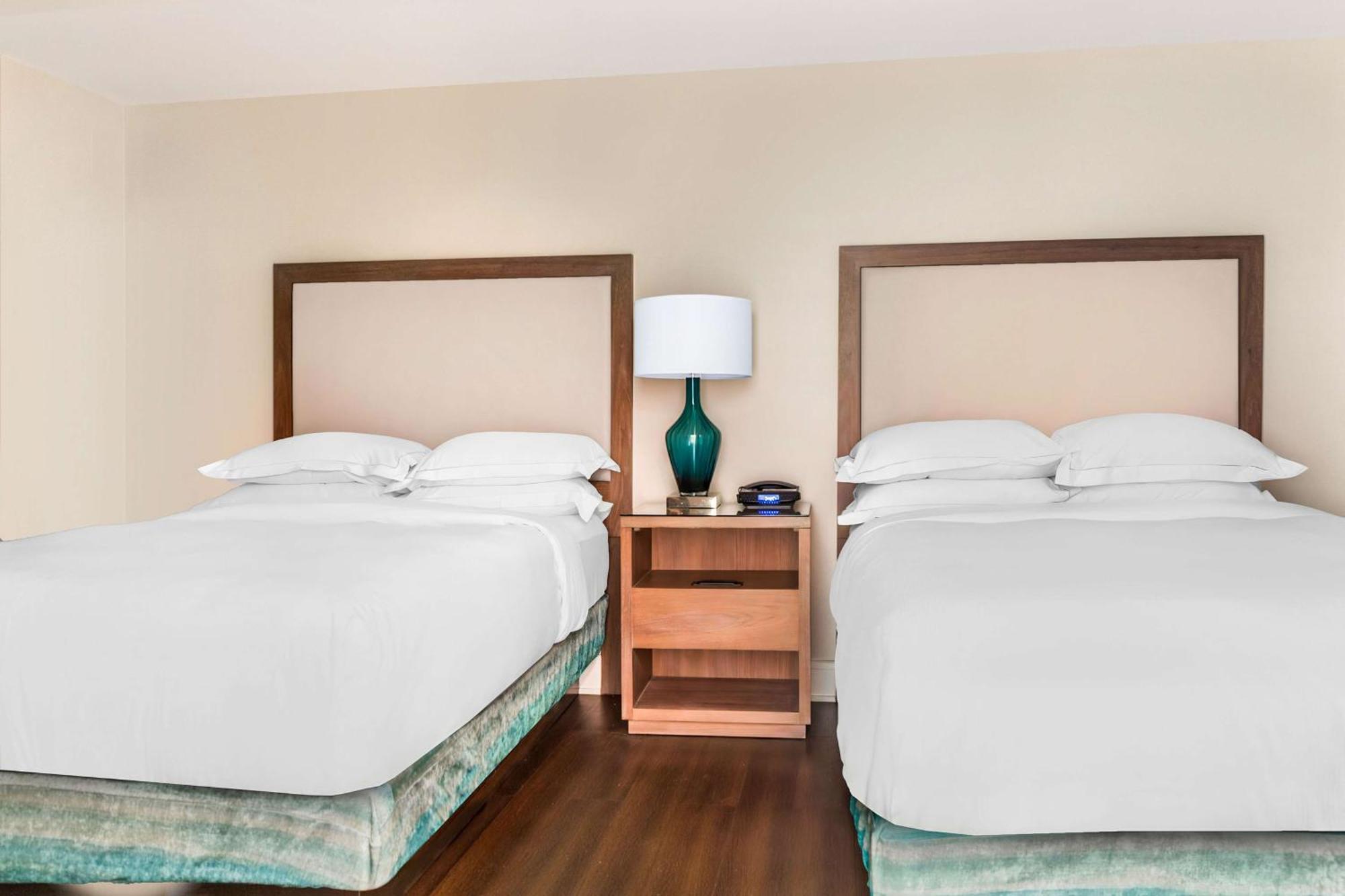 Hilton Grand Vacations Club Ocean Oak Resort Hilton Head Хилтън Хед Айлънд Екстериор снимка